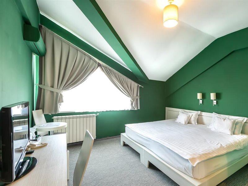 Alex&George Boutique Hotel Κλουζ-Ναπόκα Εξωτερικό φωτογραφία