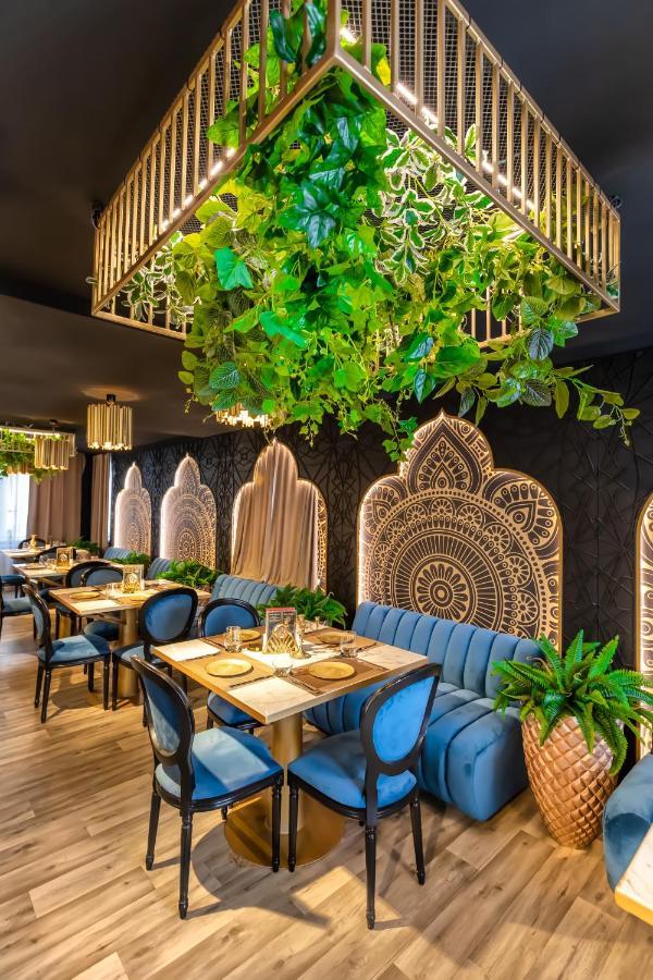 Alex&George Boutique Hotel Κλουζ-Ναπόκα Εξωτερικό φωτογραφία