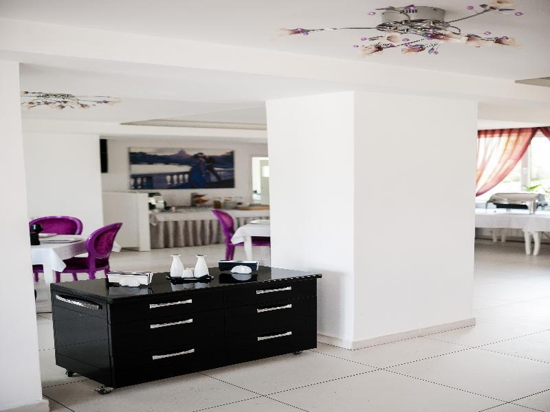 Alex&George Boutique Hotel Κλουζ-Ναπόκα Εξωτερικό φωτογραφία