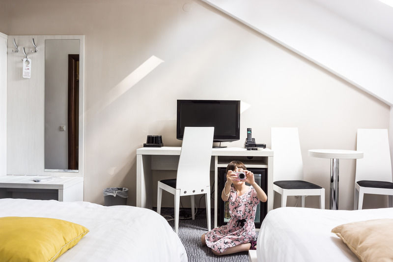 Alex&George Boutique Hotel Κλουζ-Ναπόκα Εξωτερικό φωτογραφία